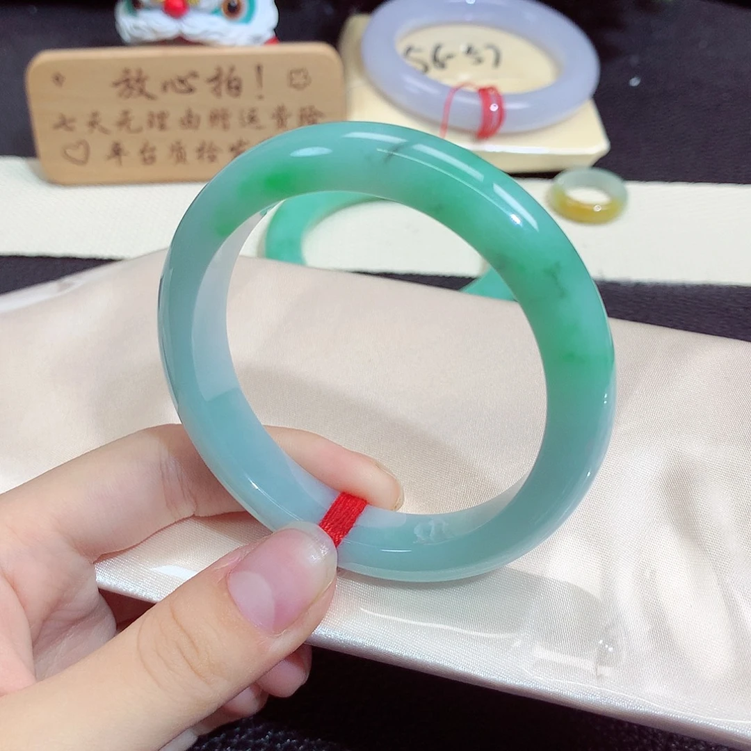 翡翠未镶嵌手镯1297