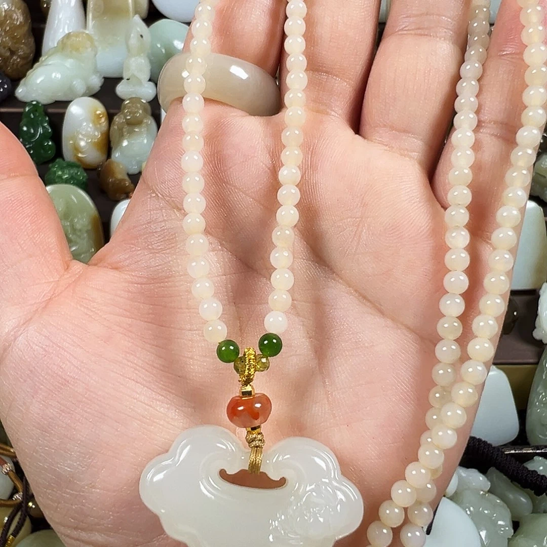 和田玉未镶嵌吊坠(不含链)