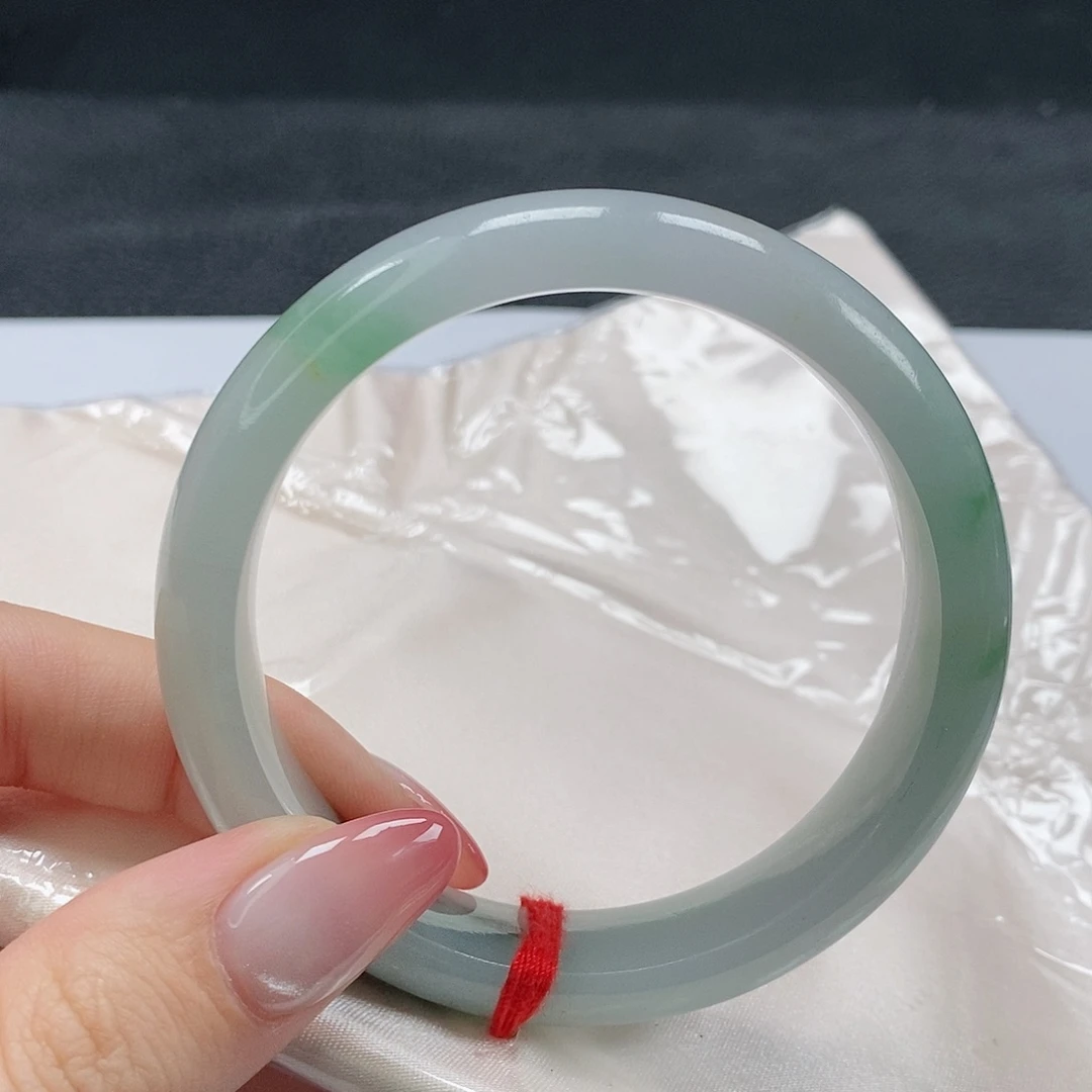 【闪购商品】翡翠手镯未镶嵌432号