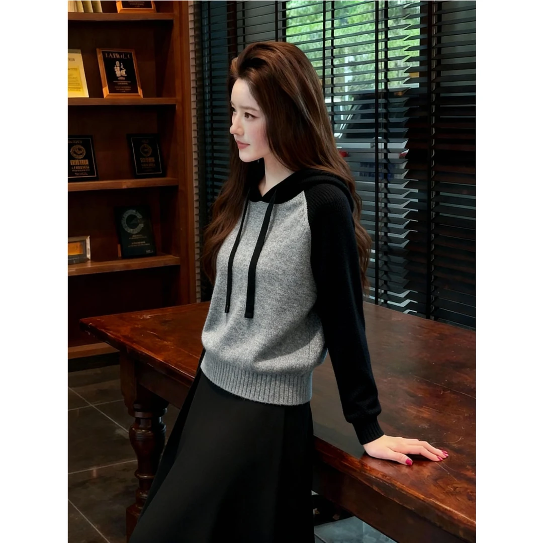 连帽毛衣2025秋冬季新款休闲慵懒风高级感显瘦撞色小众长袖针织衫
