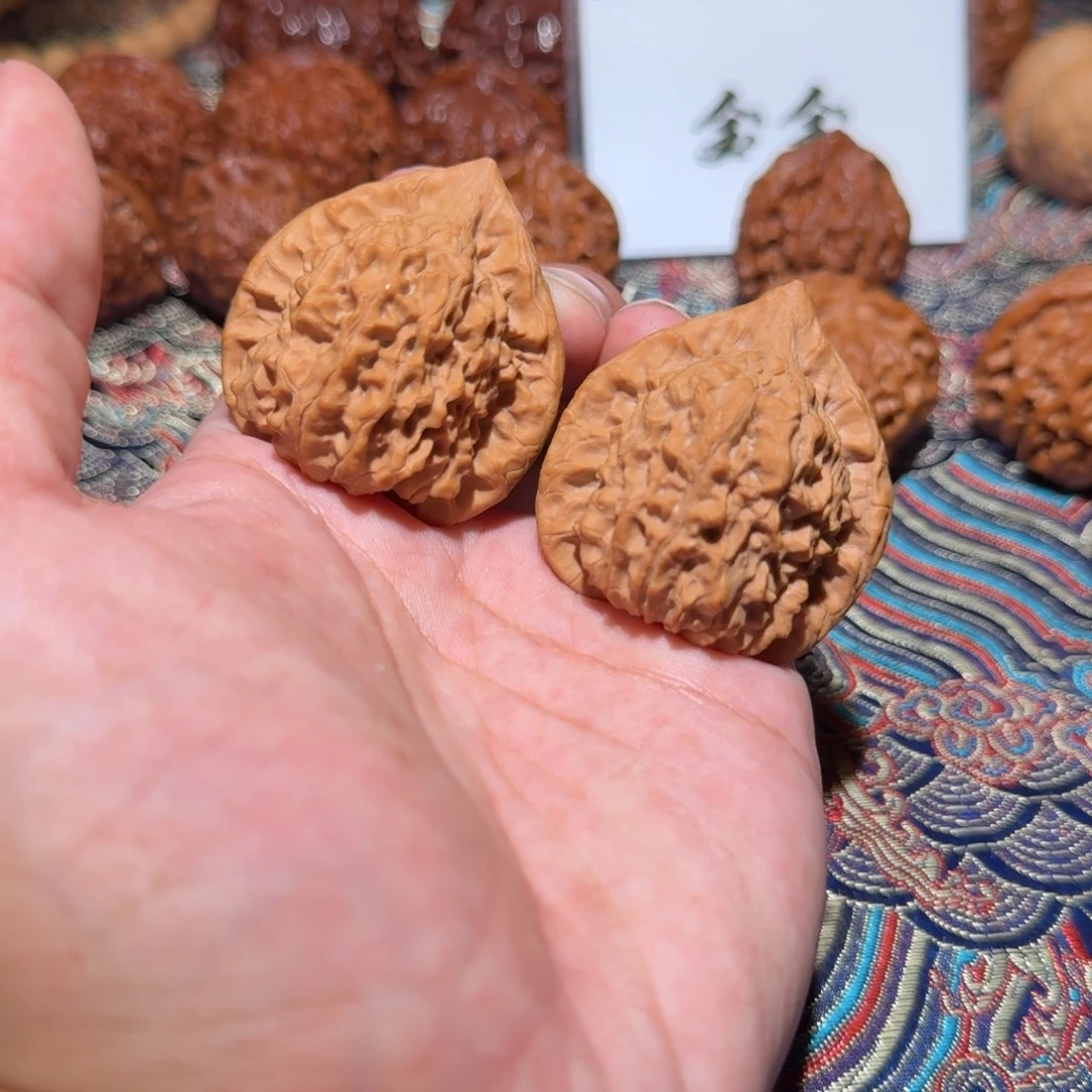 把件核桃1349朱雀，尺寸40.5