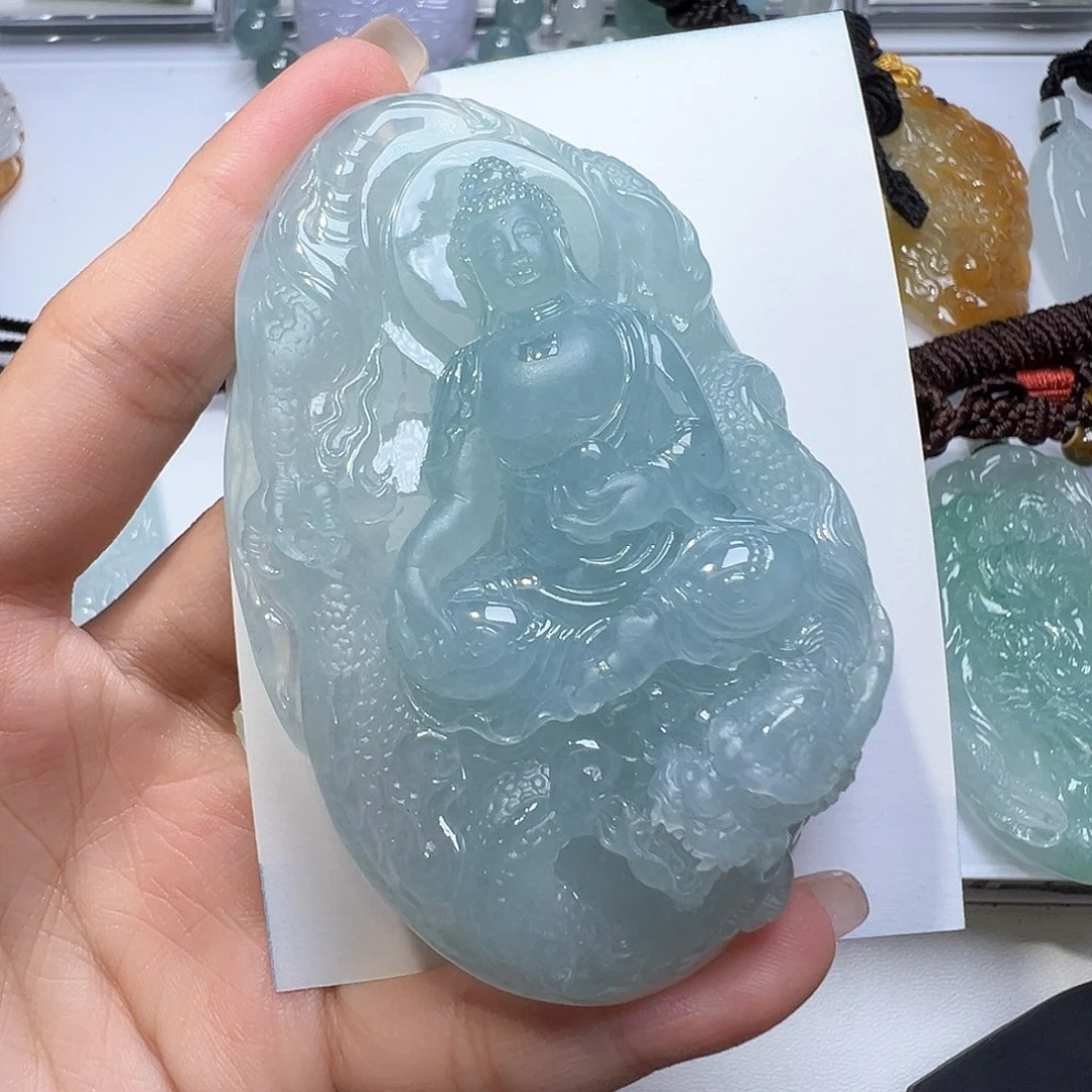 翡翠未镶嵌颈饰木**瘩缅甸翡翠
