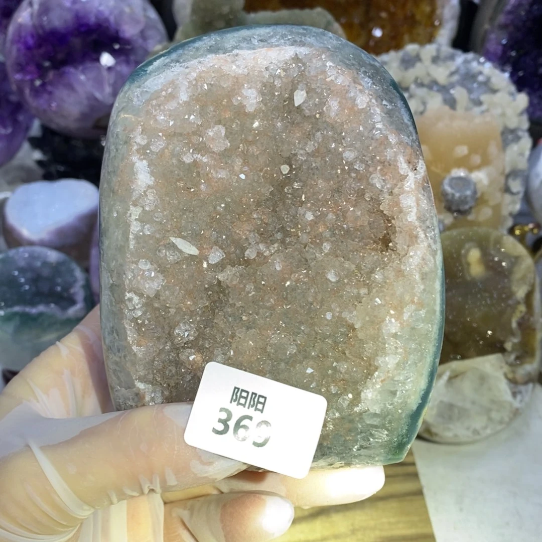 水晶未镶嵌大型摆件（非配饰）