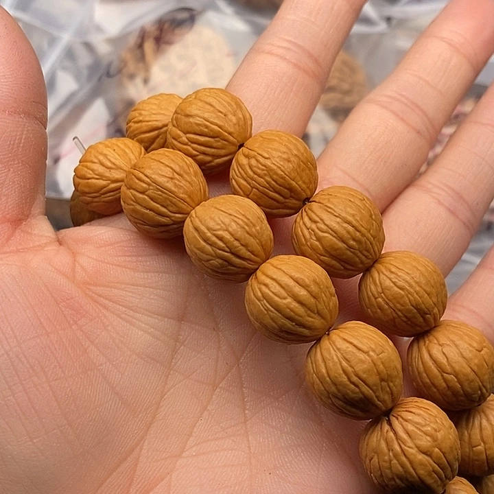 文玩核桃吊坠手串