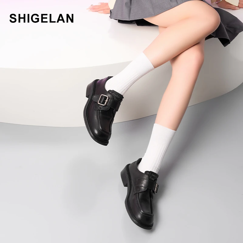 诗歌兰25新款真皮洋气时髦气质款卡扣英伦风一脚蹬乐福鞋33965-1