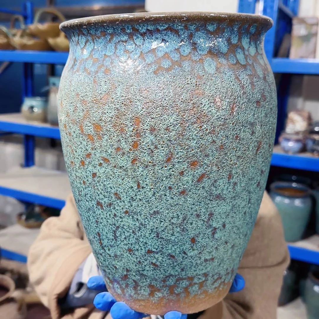 紫砂花盆高27口20。无孔