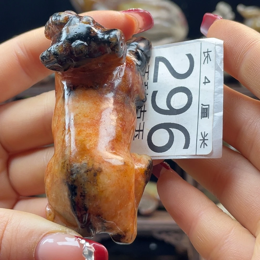 用***9和田玉未镶嵌颈饰