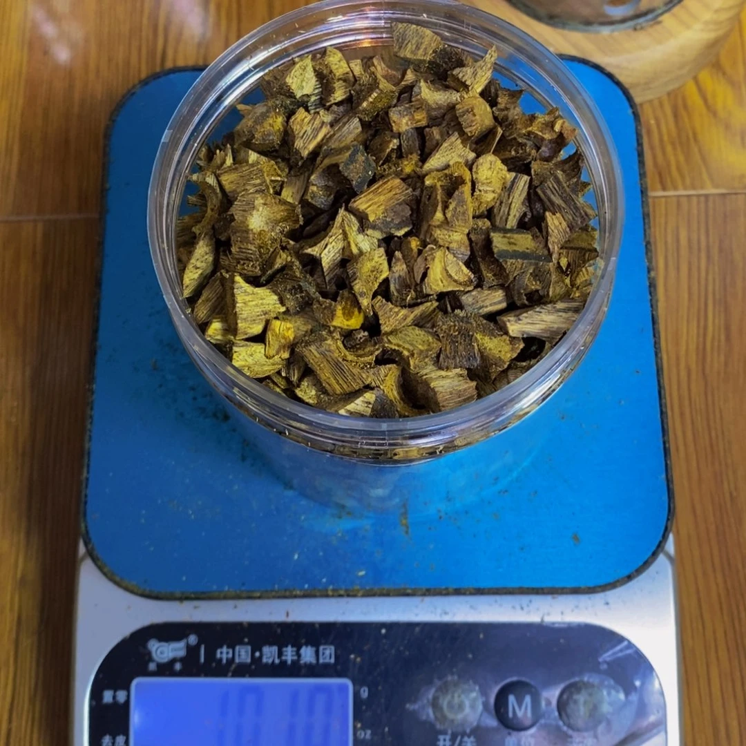 玉***缘沉香碎屑沉香棋楠乌身肉粒100克