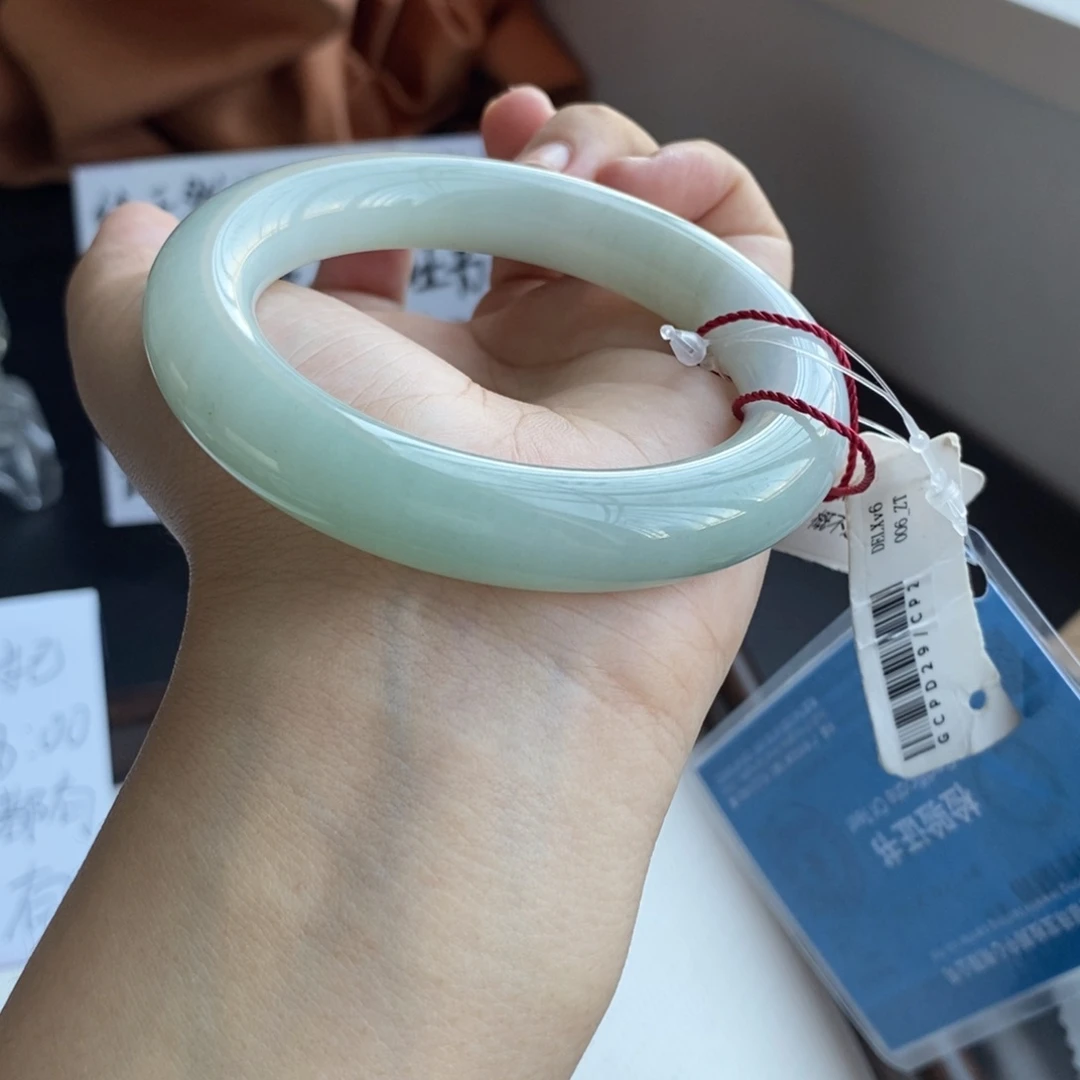 翡翠未镶嵌手镯55+口