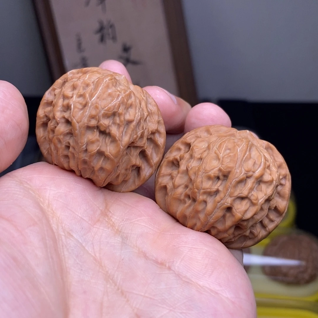 文玩核桃吊坠全品40尺磨盘红皮山地