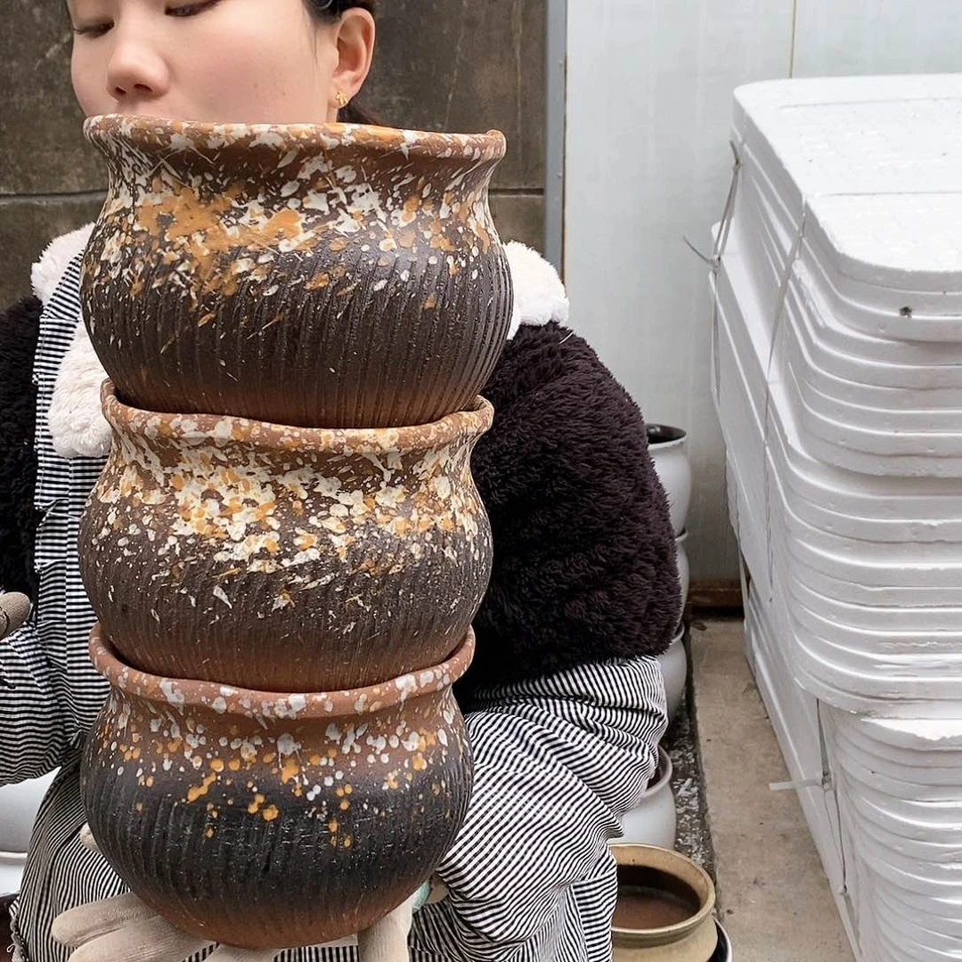红泥花盆瑕疵口18高13