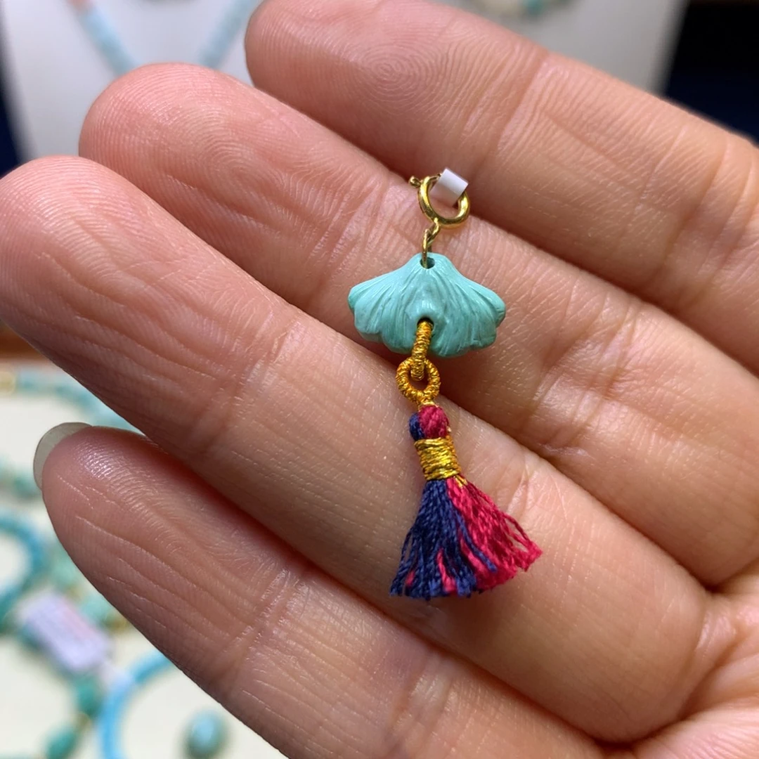 绿松石18K金镶嵌挂件