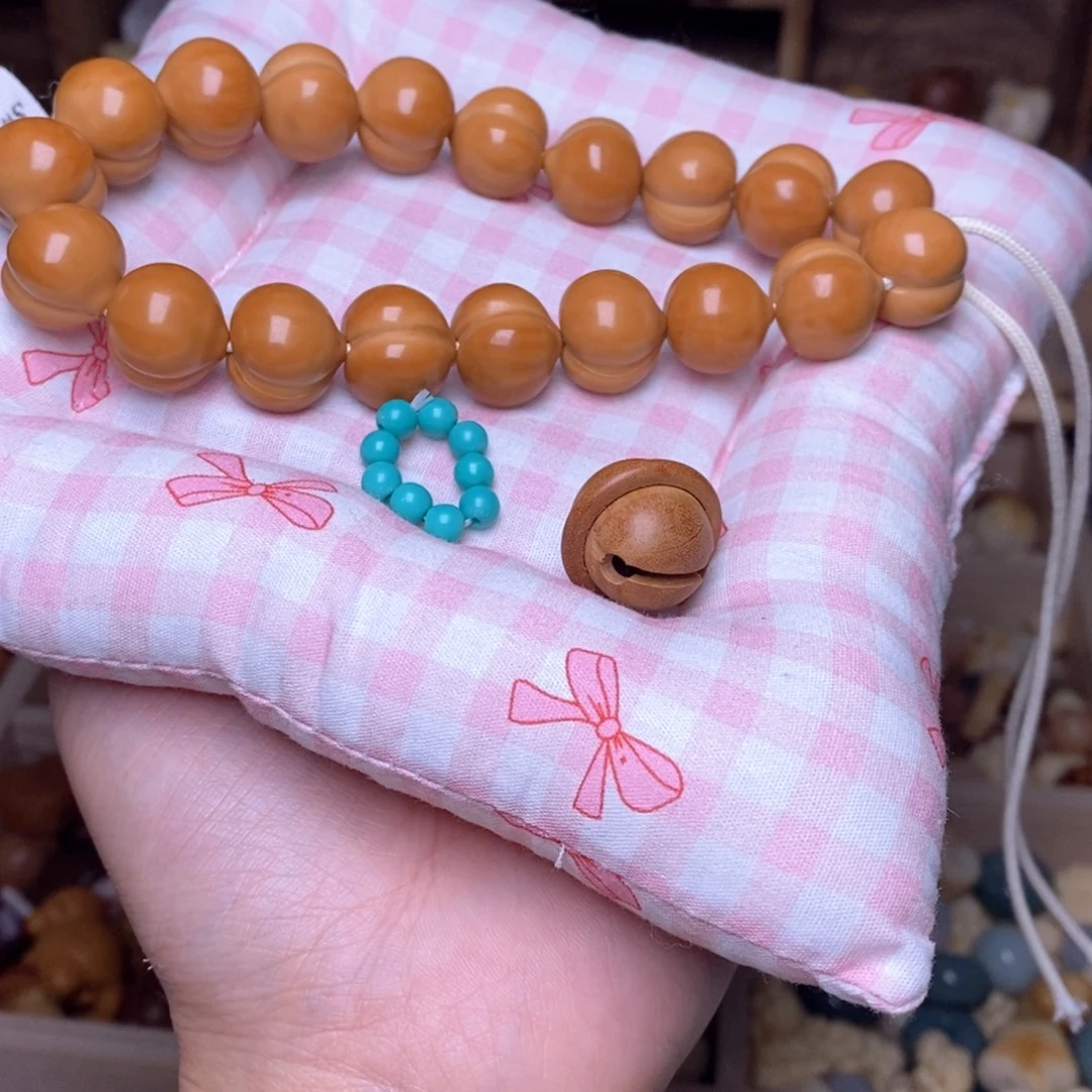 ****彤吊坠猴头核桃15柯基肥臀，蓝卡，铃铛提溜