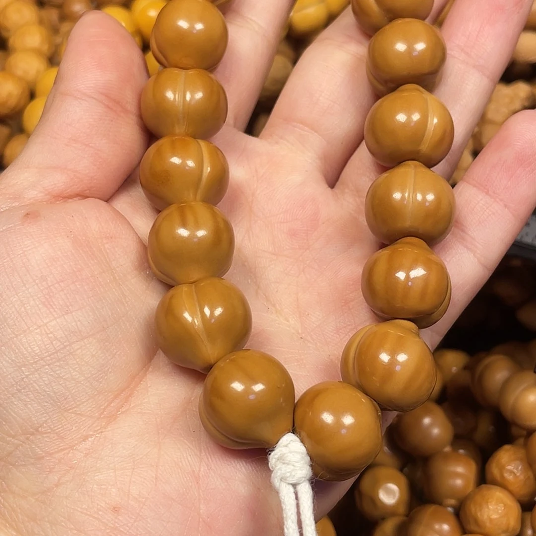 木嘢*屁桃16➕富甲。