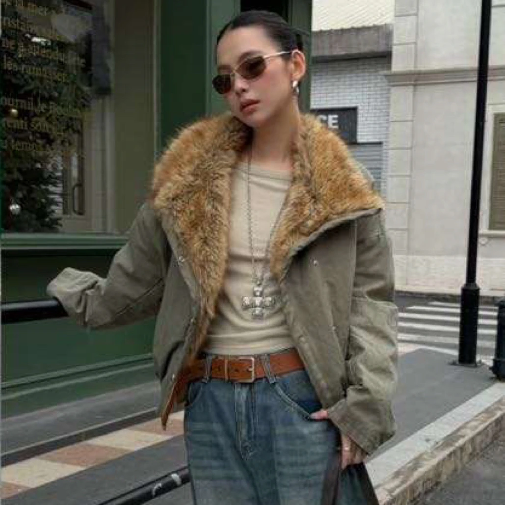 复古毛毛大翻领夹棉外套加厚保暖洗水常规款女冬季防风