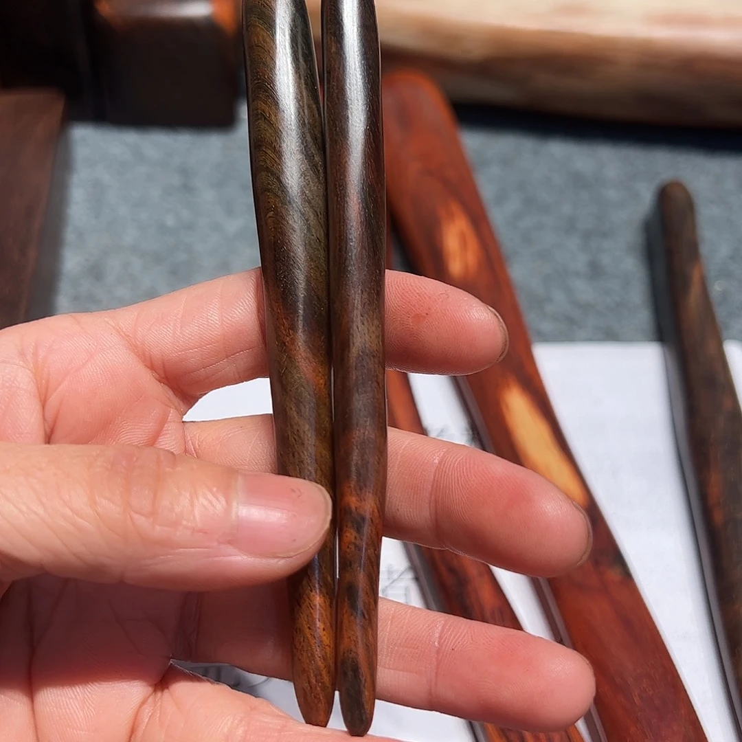 交趾黄檀（大红酸枝）m**s