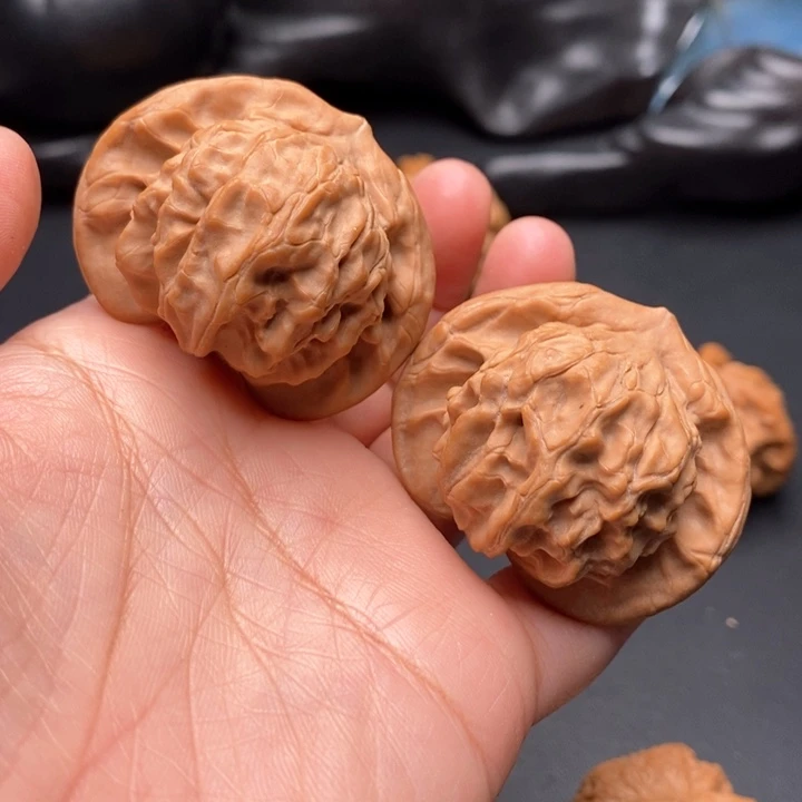 文玩核桃把件桃心43尺