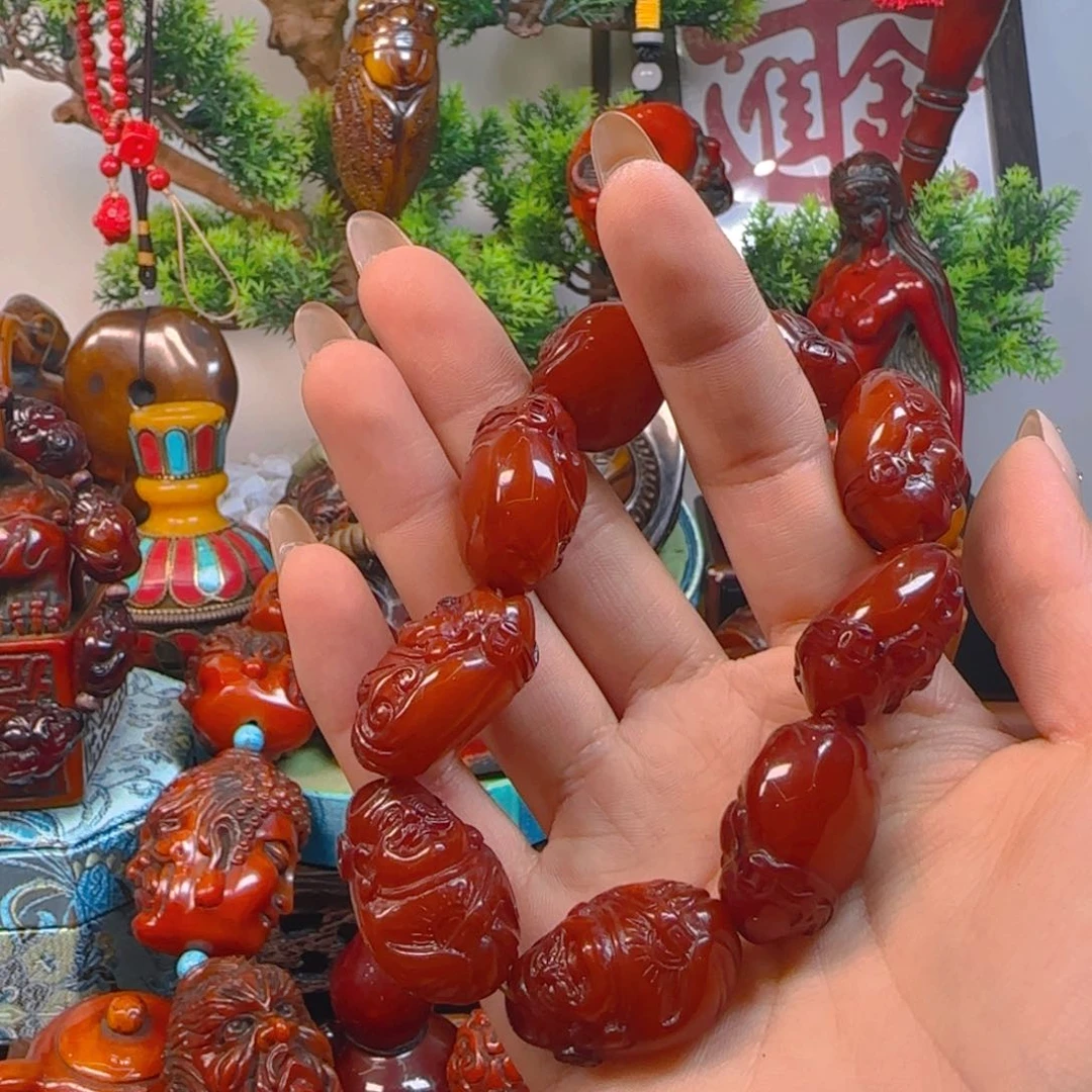 琥珀裸石未镶嵌手串