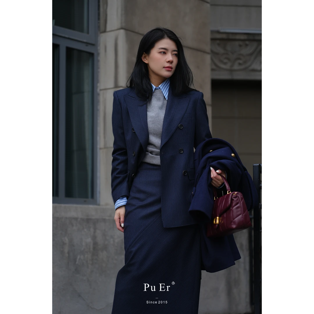 【蓝调交织诗】深海蓝法兰绒拼接直筒半裙