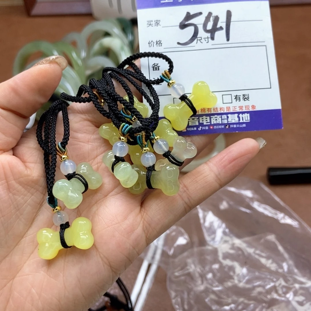 岫玉手镯手镯未镶嵌多样性，发一个