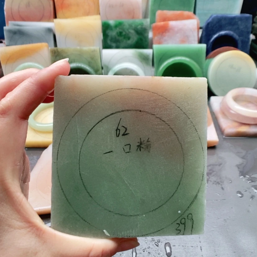 【闪购商品】未镶嵌手镯东陵石定制