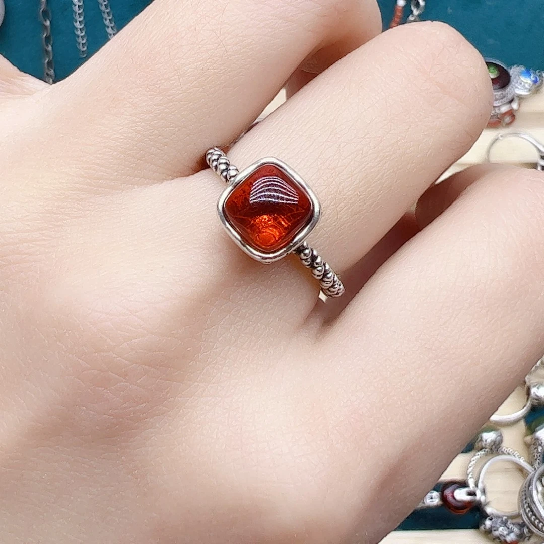 血珀戒指银S925镶嵌天然