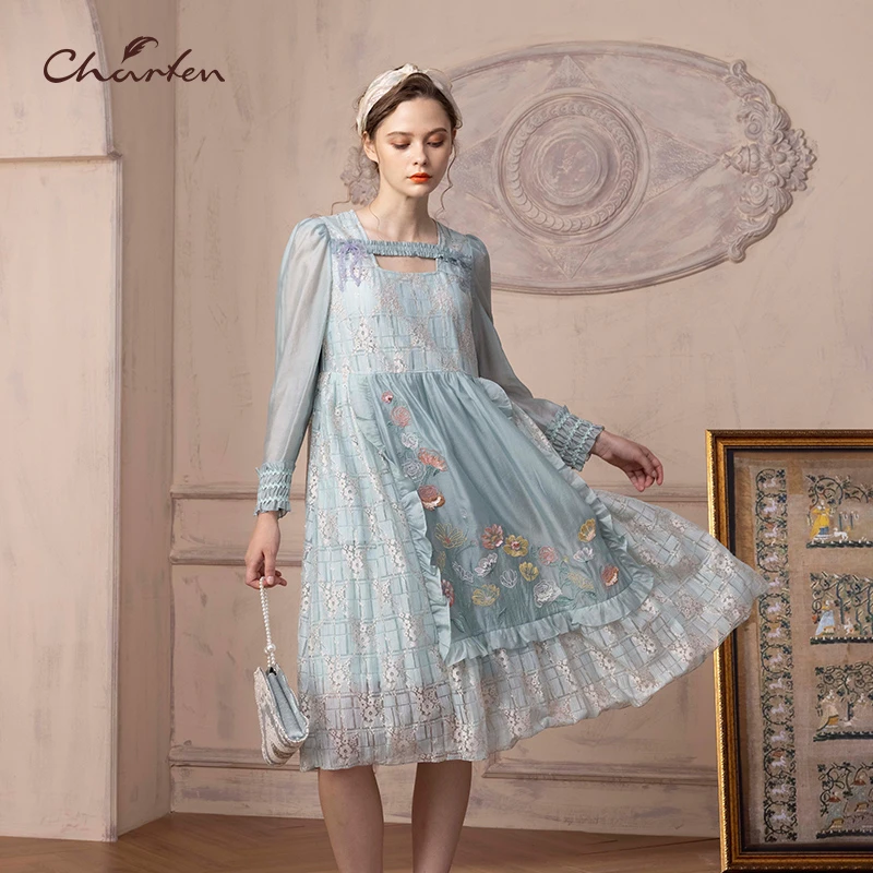 【媛媛专享】朝峰春洛丽塔风镂空领口绣花连衣裙CFD1B320-3056G