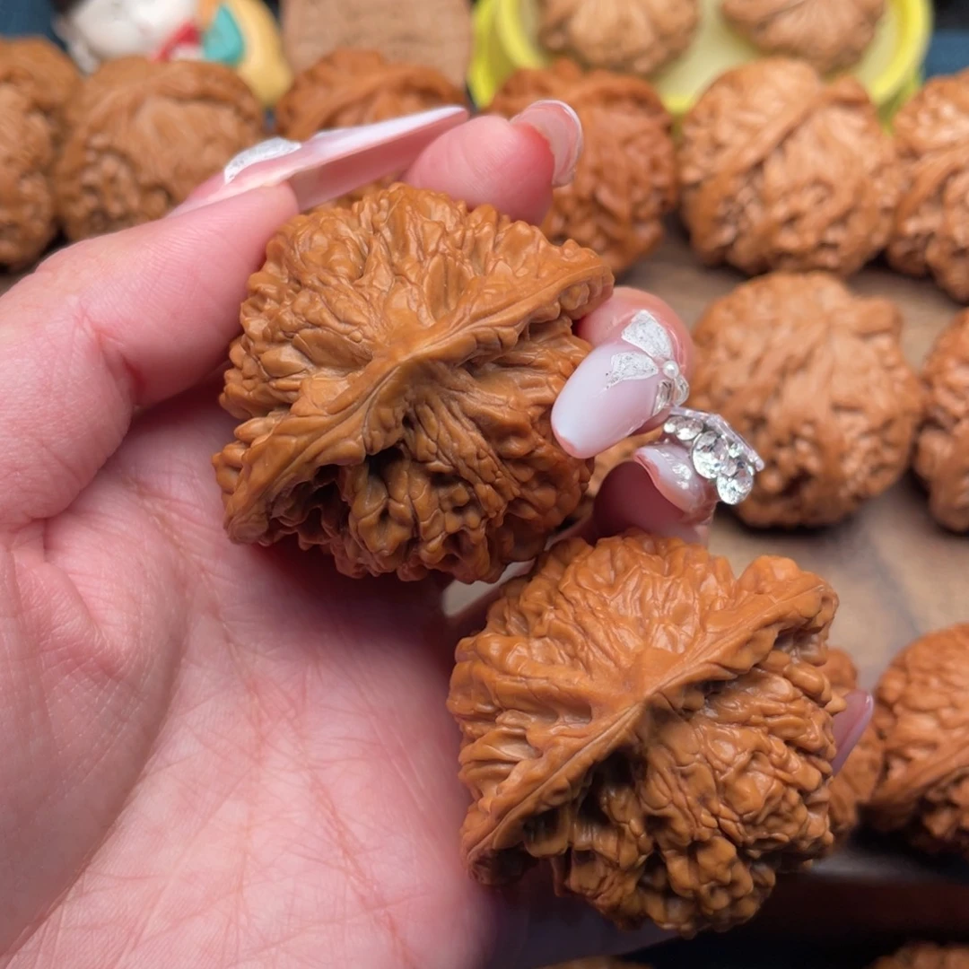 把件文玩核桃全品，原桩官帽51，大克重60