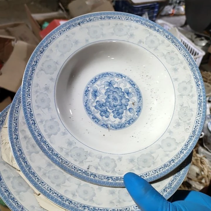 摆件陶瓷盘子碗啥都有