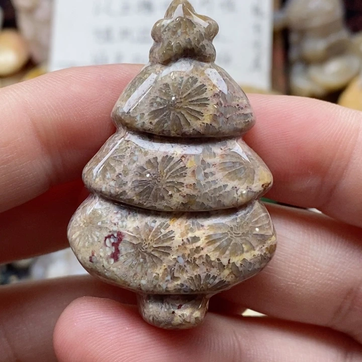 硅化珊瑚（珊瑚玉）颈饰未镶嵌