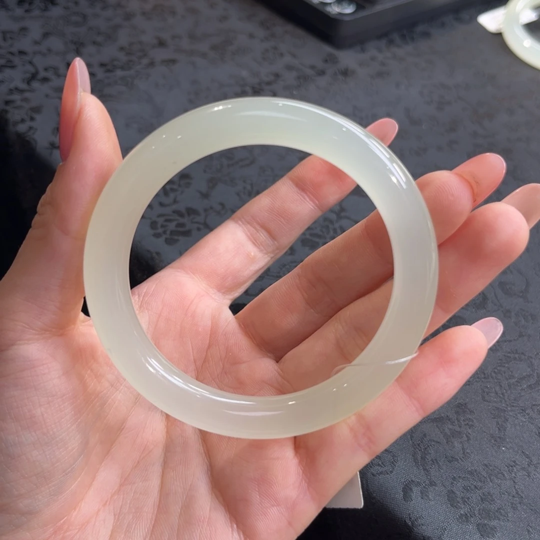 未镶嵌手镯和田玉甜晴玻璃底胶光镯