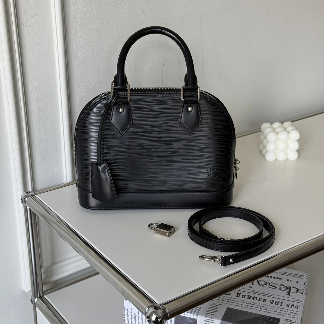 95新 LouisVuitton/路易威登 Azul-黑银水波纹alma bb贝壳包42883