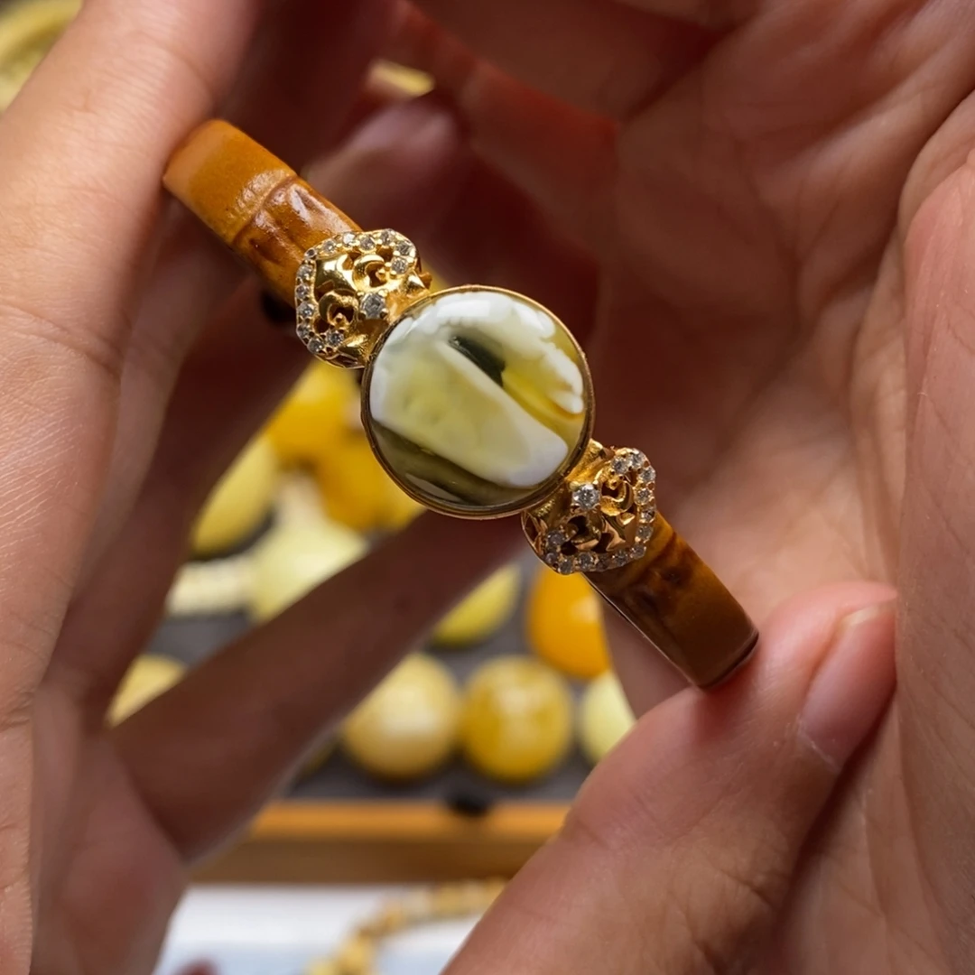 琥珀未镶嵌裸石蜜蜡