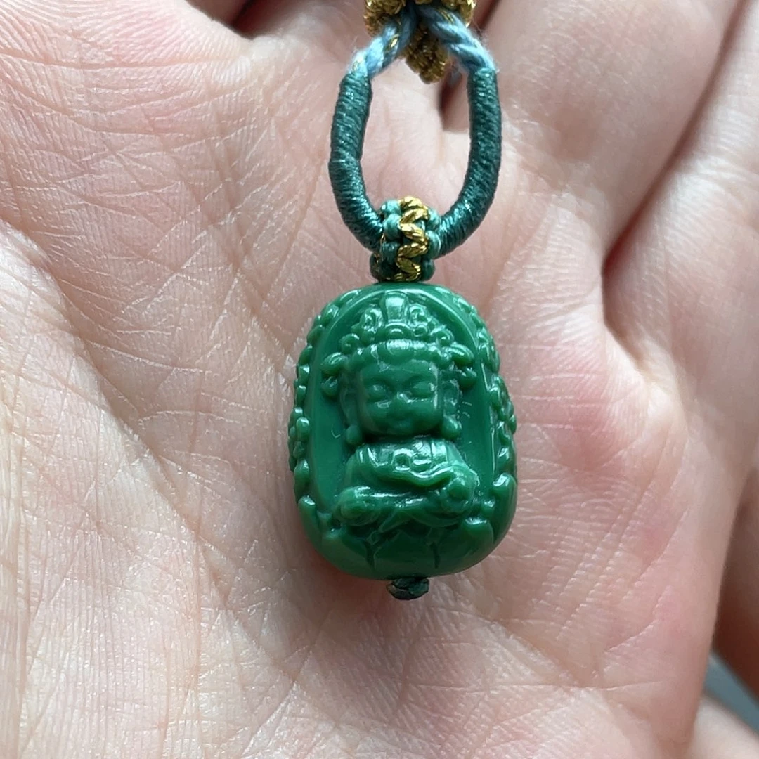 绿松石未镶嵌颈饰