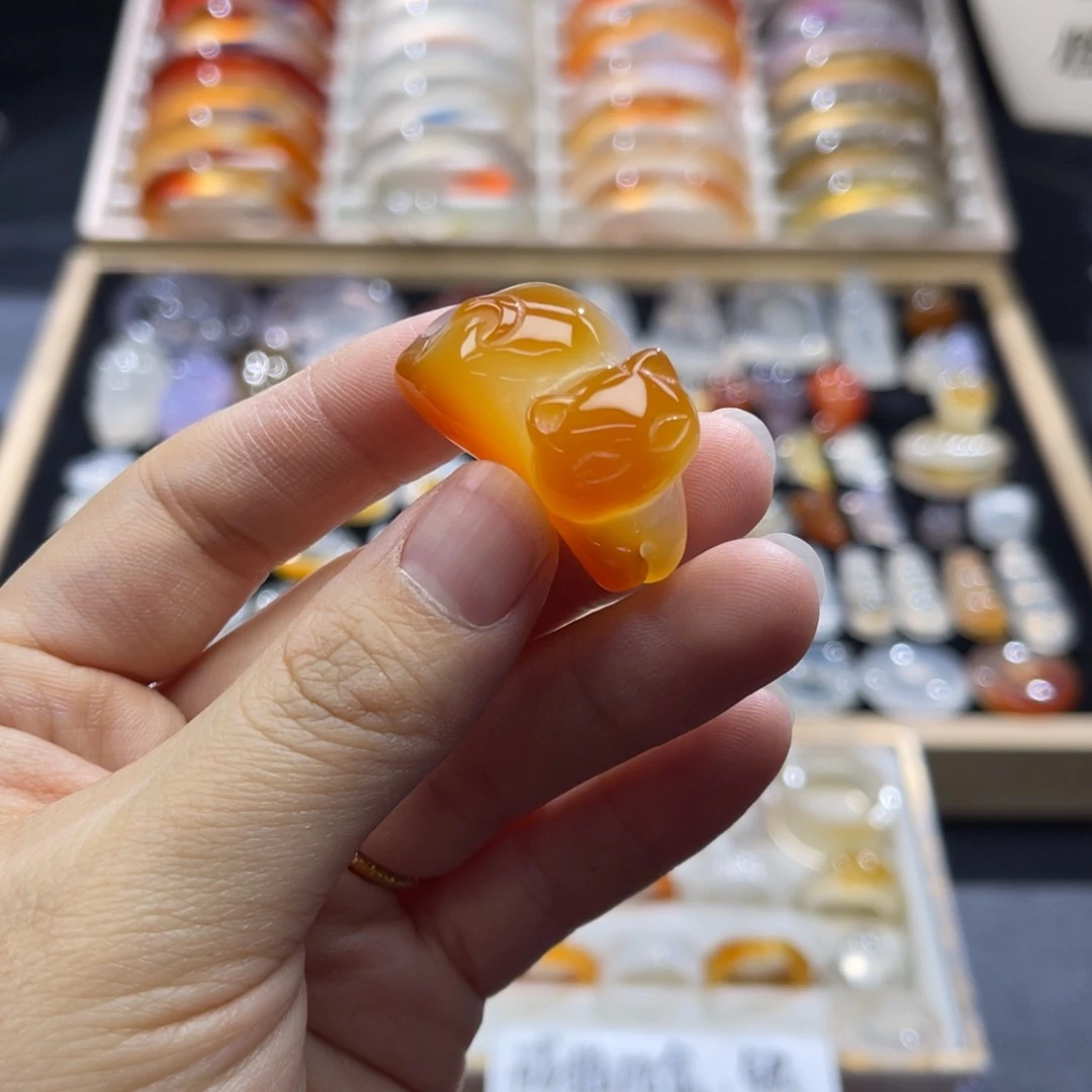 玛瑙/玉髓未镶嵌颈饰