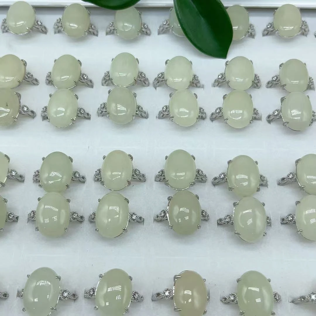 【玉美人曌璞阁】合金镶嵌和田玉戒指约卡18（多样性发货拍一发一）