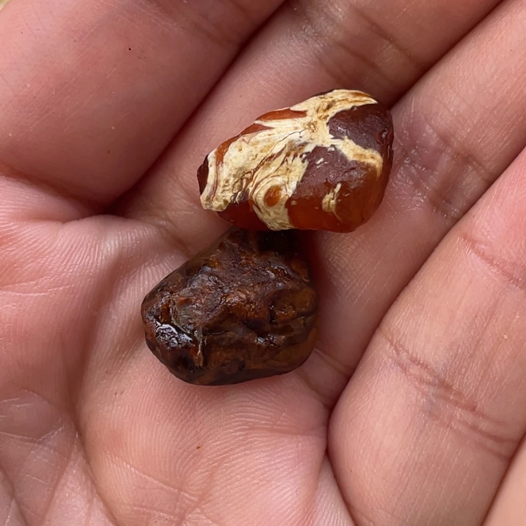 定制琥珀未镶嵌?****t原石