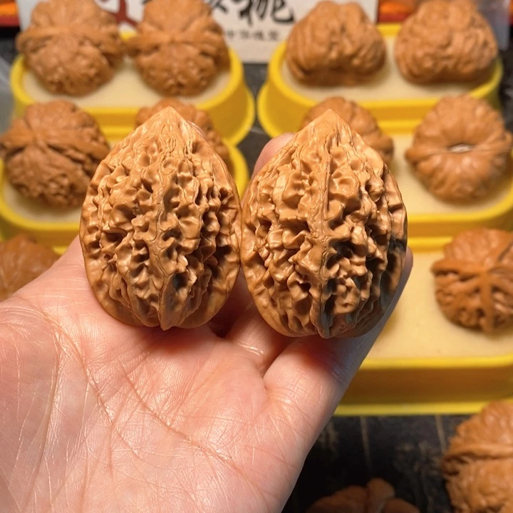 文玩核桃把件招财鼠 36 37 48