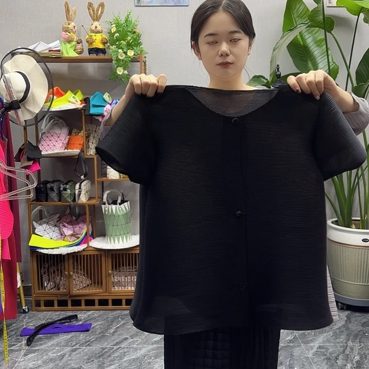 不退不换特价上衣