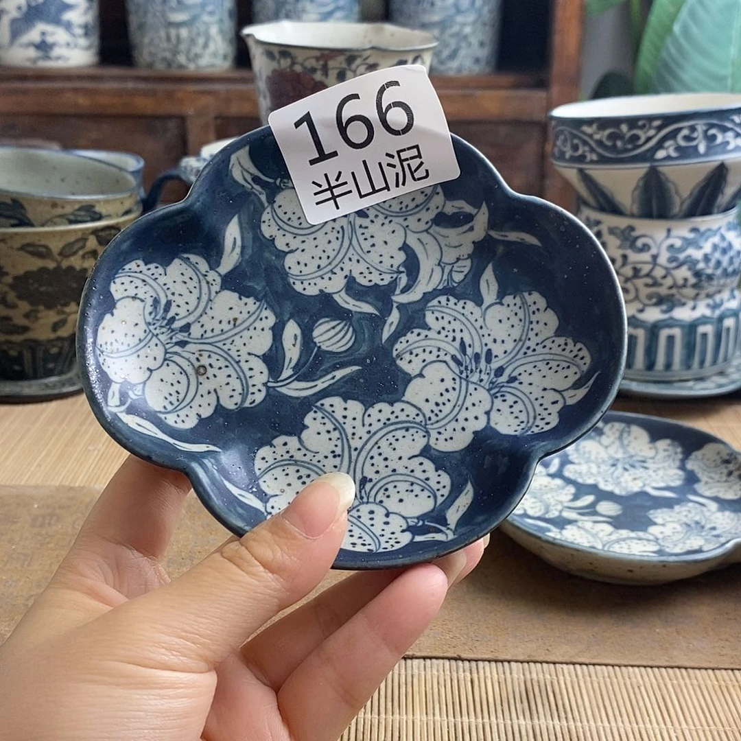 y***i手工手绘青花陶瓷