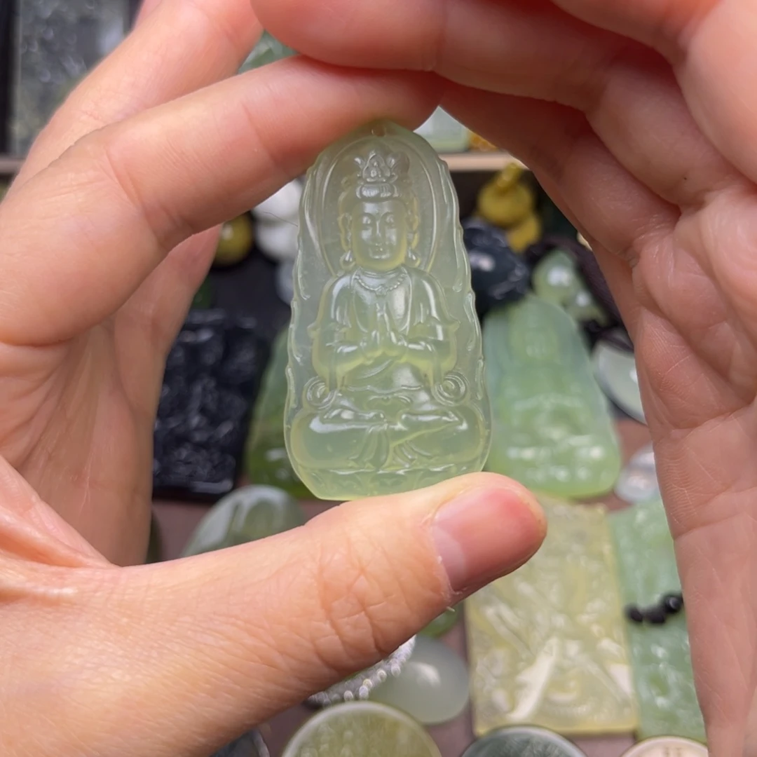 蛇纹石玉未镶嵌吊坠(赠链)