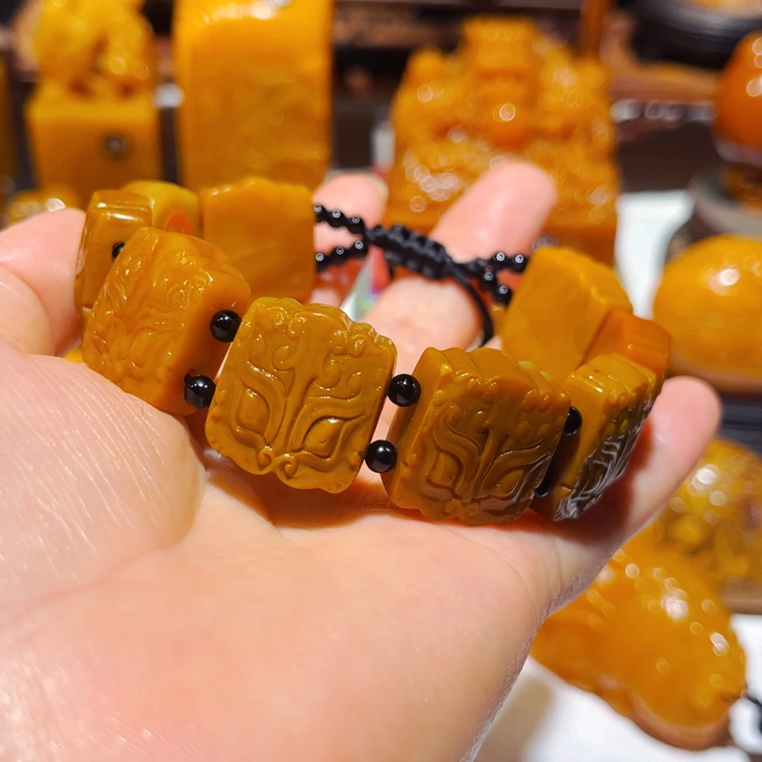 田黄石爱****享石雕石雕石雕