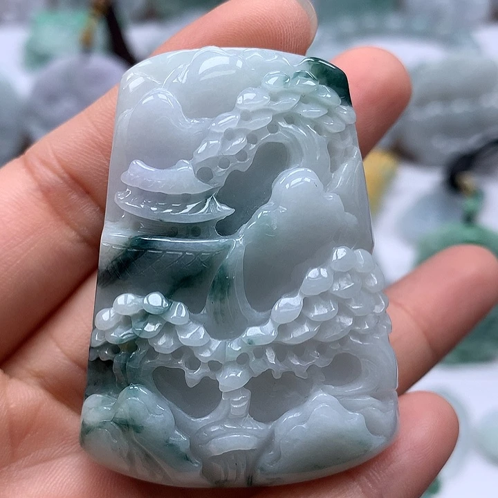 翡翠未镶嵌颈饰山水两面工艺卡厚12+