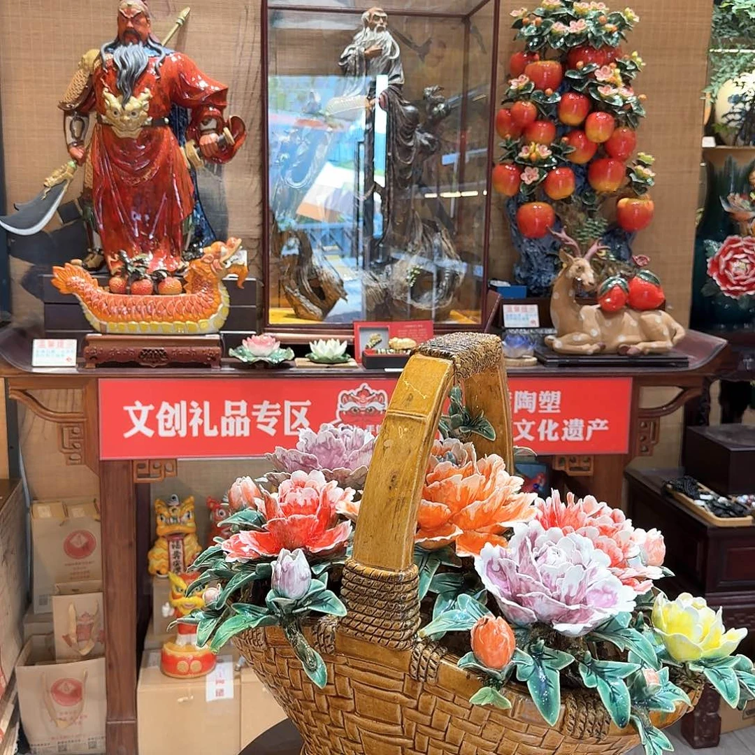 陶瓷原作一蓝富贵牡丹花