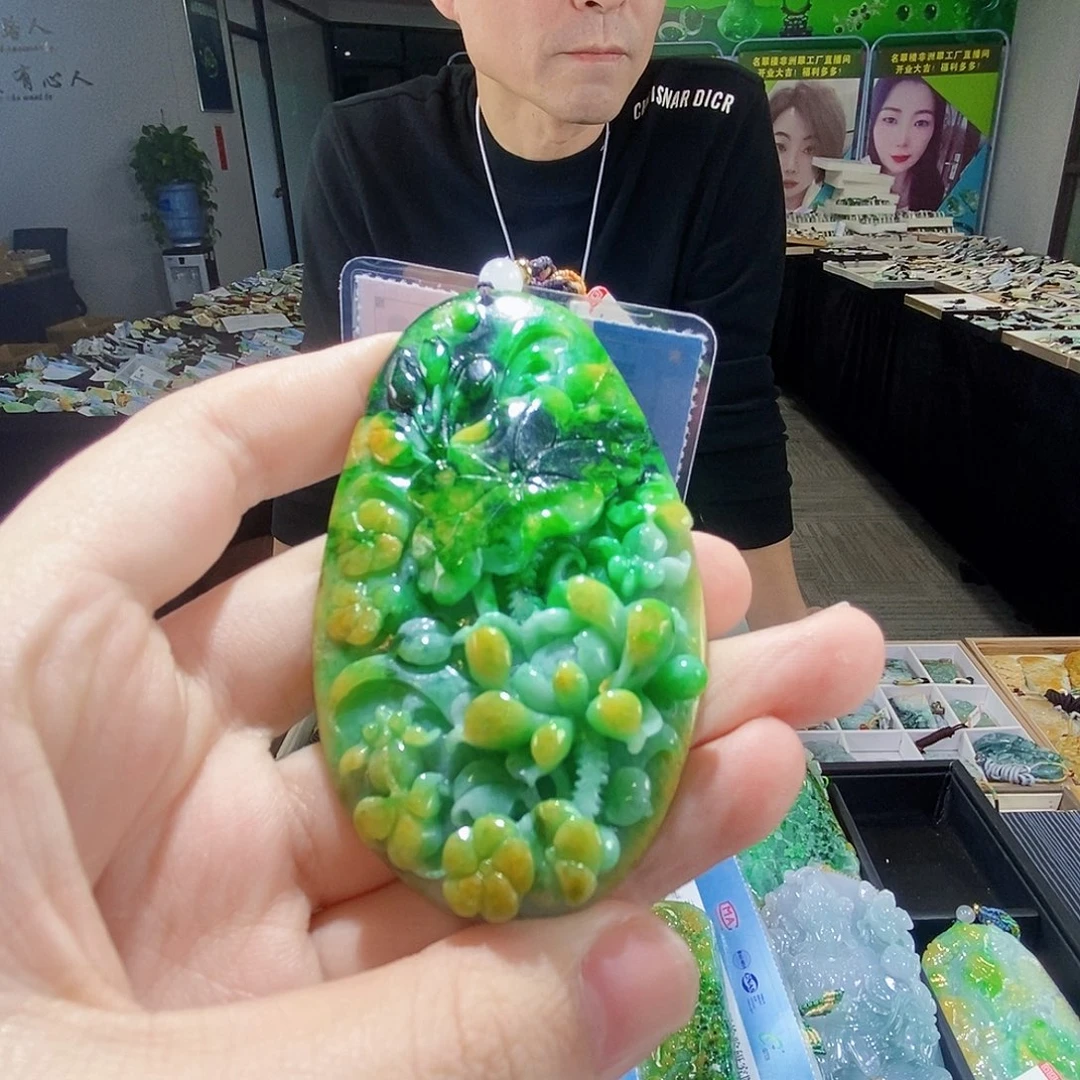 颈饰未镶嵌翡翠翡翠