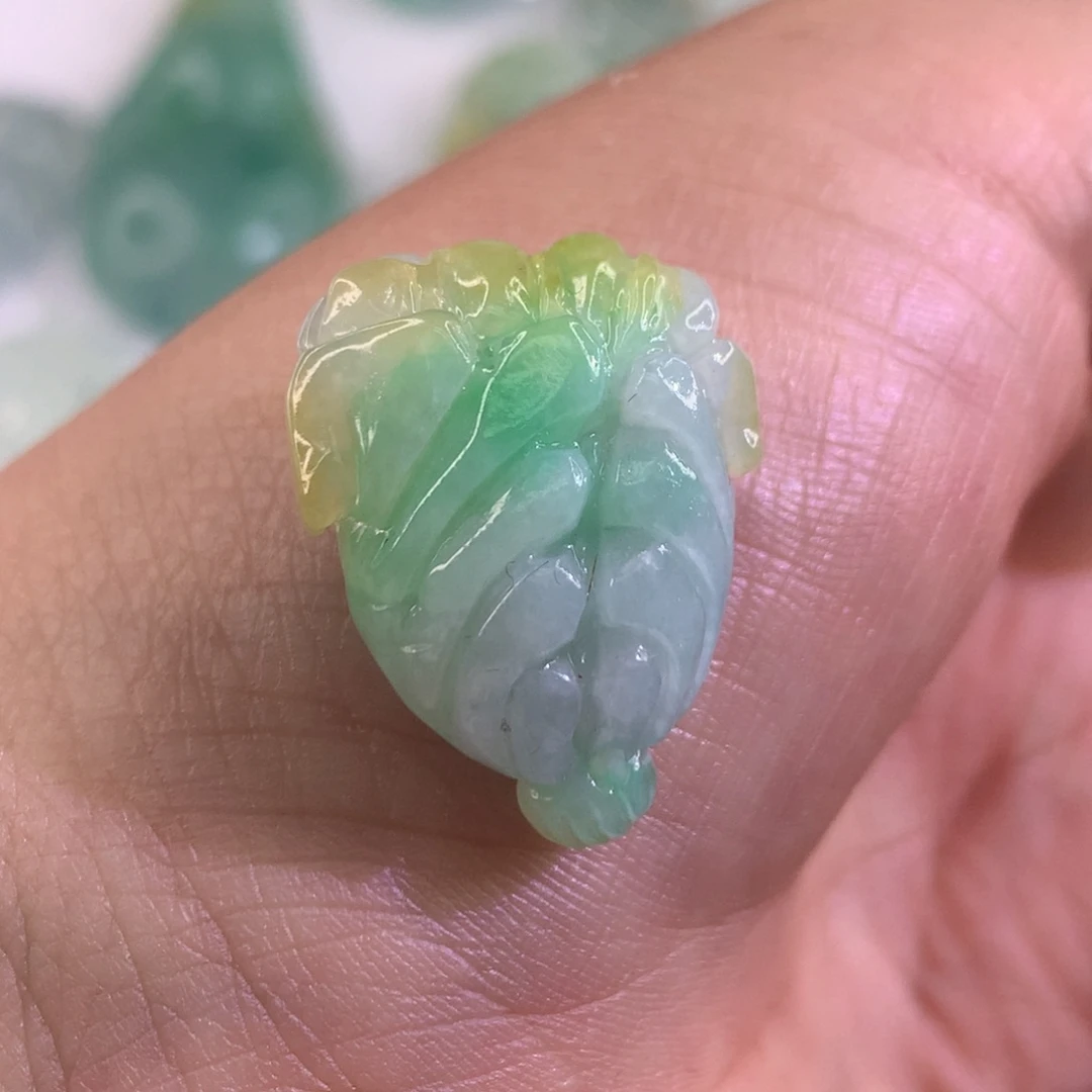 定制翡翠未镶嵌翡翠