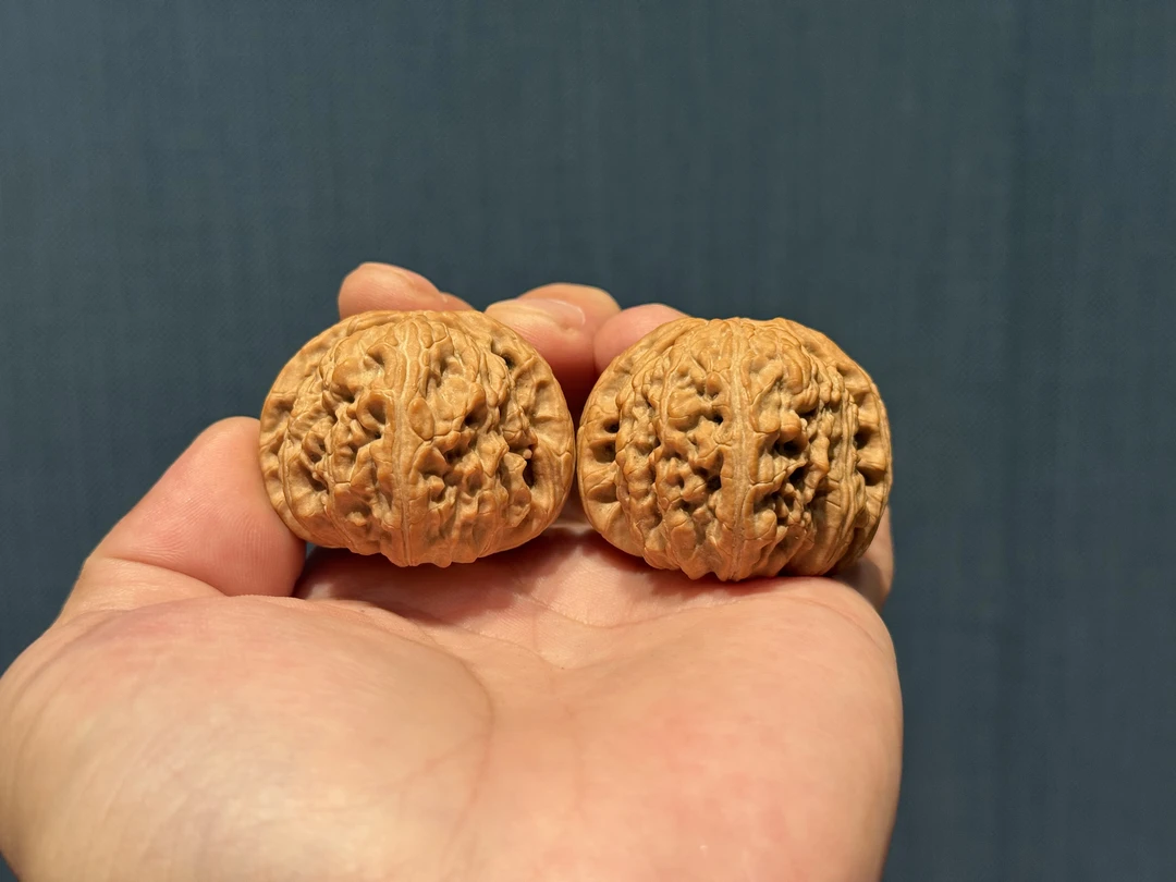 916-核桃专场默白出品【HY精品-白狮子】 精品核桃一对