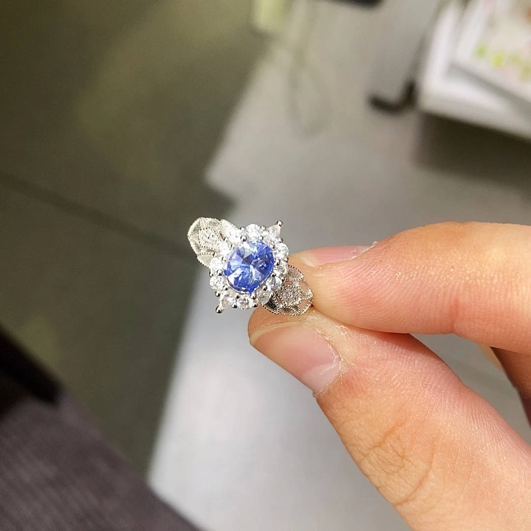 蓝宝石戒指银S925镶嵌