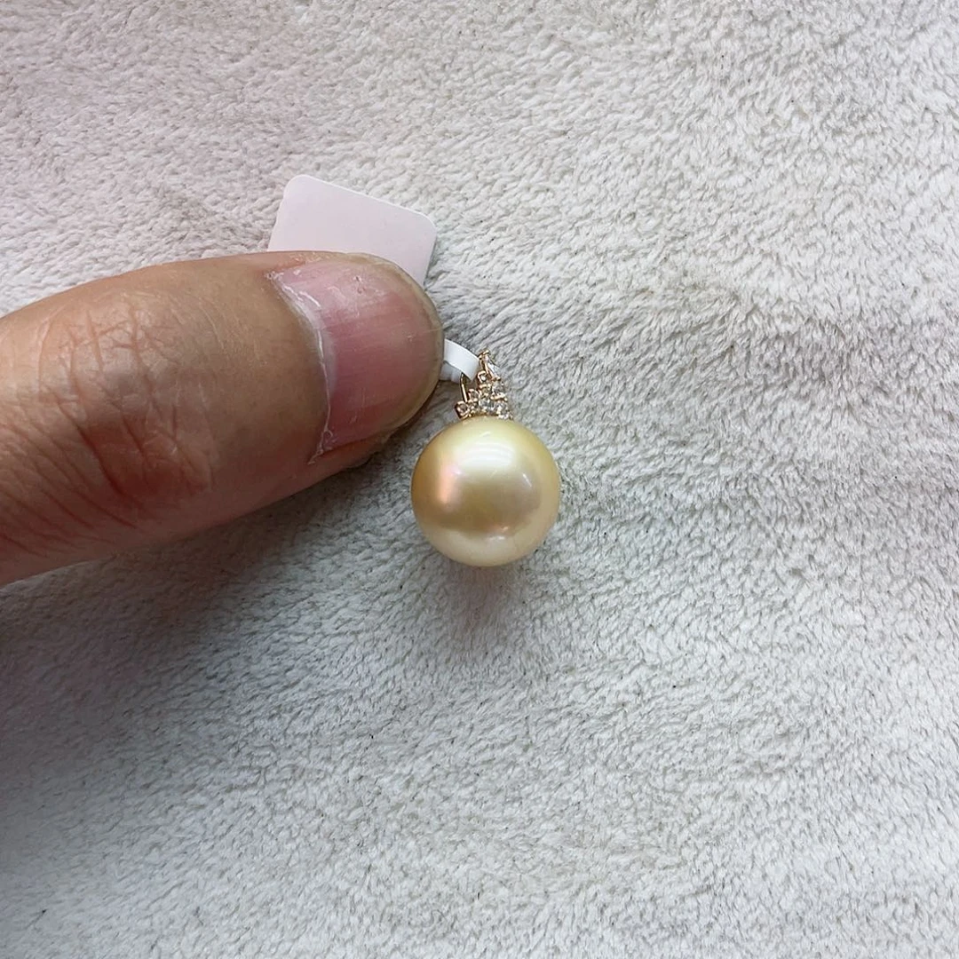 海水珍珠颈饰18K金镶嵌