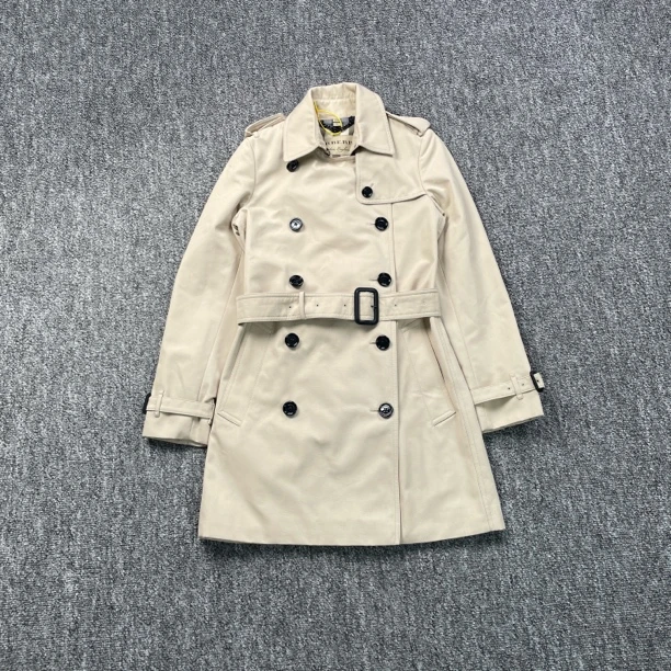 99新 BURBERRY/博柏利 5153/ 卡其色双排扣风衣外套/32码/98新/